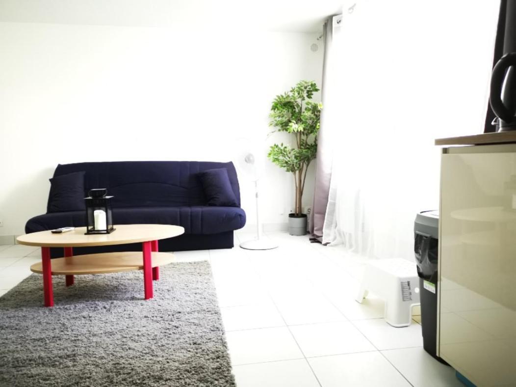 Studio De Charme, 30' Paris, 5' Evry, 10' Orly Ris-Orangis Exteriör bild